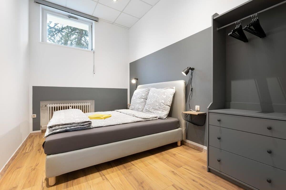 Big Central Apartment Near Rotkreuzplatz With 3 Bedroom For 12 Pax Мюнхен Экстерьер фото